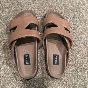 Roam sandals excellent condition size 37